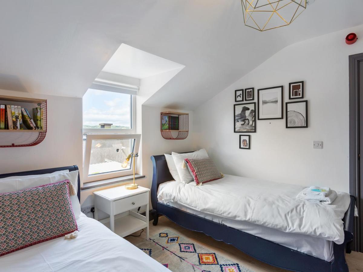 Macs Townhouse Dungarvan Dungarvan  Exterior photo